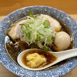 多賀野そばブラック900円➕煮玉子150円