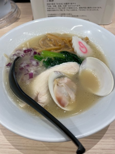 「はまぐり鶏白湯らぁ麺」@らぁ麺 ななみの写真