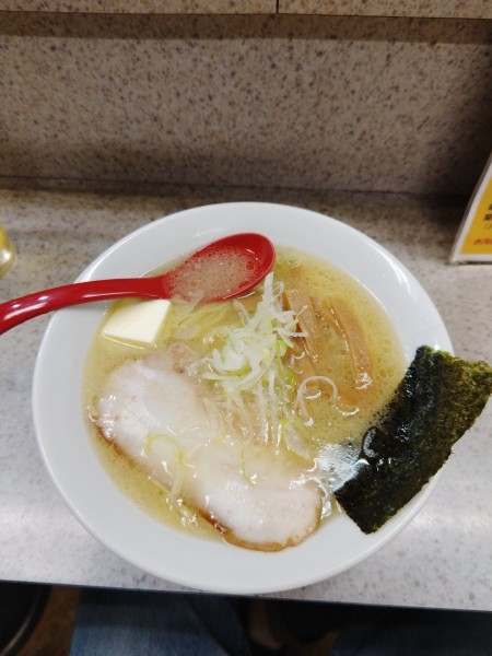 「塩バター(800円)」@鶏豚の写真