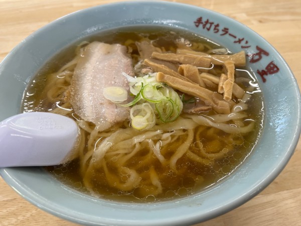 「手打ちラーメン」@手打ちラーメン 万里の写真