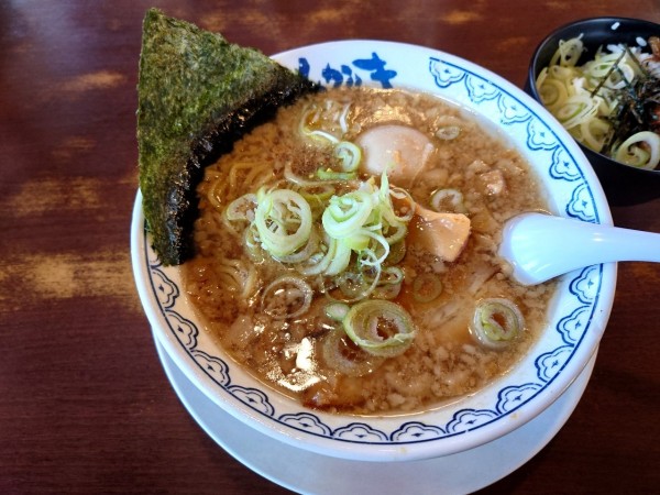 「しゃかりき味玉らーめん」@東京豚骨拉麺 しゃかりきの写真