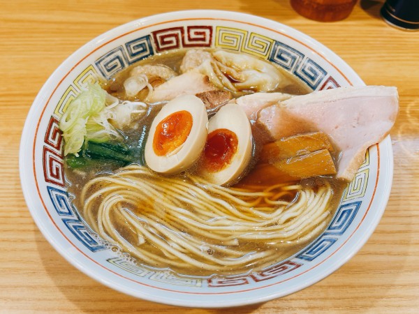 「特製中華そば」@ほっこり中華そば もつけの写真