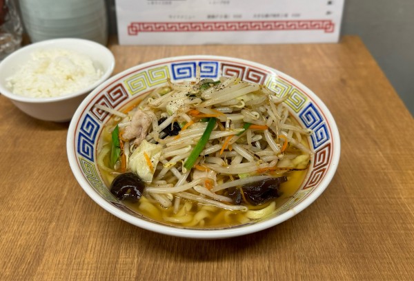 「たんめん（太麺）半ライス付き¥850」@らーめん藤加の写真