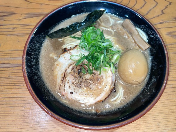 「濃厚中華蕎麦(¥1,200) 味玉(¥100)」@中華蕎麦 ひら井の写真