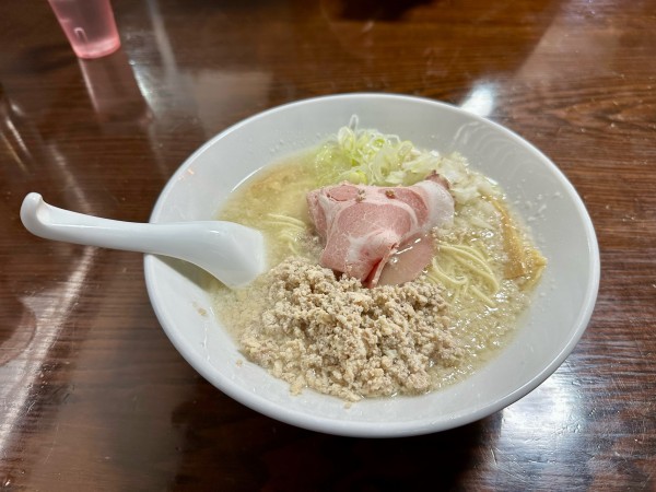 「アイモらーめんF（フロンティア）塩」@ふかや女子流 アイモの写真