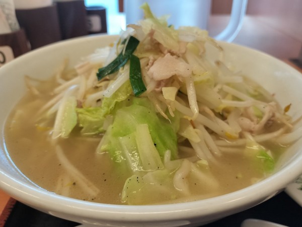 「やさいたっぷりタンメン」@日高屋 柏駅東口店の写真