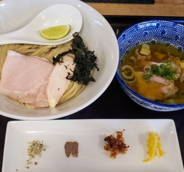 「プレミアムつけ麺（塩）1,000円」@らぁーめん喜元門 水戸笠原店の写真