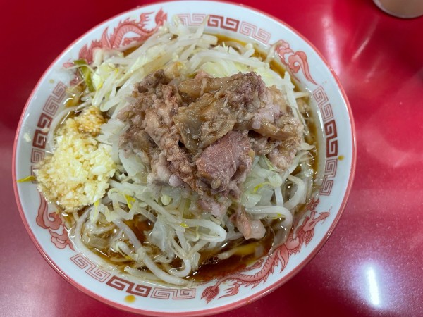 「小ラーメン(麺半)豚1枚￥850」@ラーメン二郎 越谷店の写真