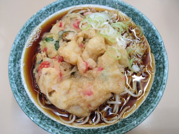 「天ぷらそば　４００円」@立喰そば かしやまの写真