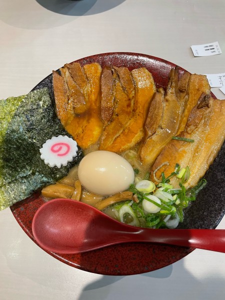 「濃厚煮干しチャーシュー麺（玉子トッピング）」@麺屋ごうせいの写真
