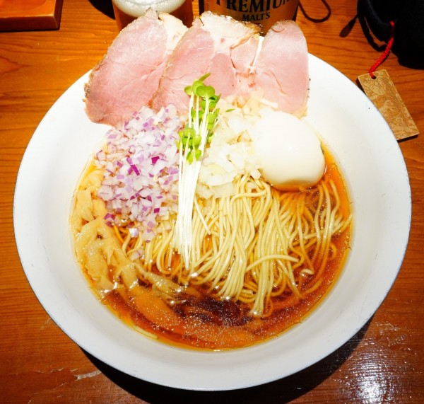 「味玉淡麗煮干醤油らーめん＋瓶ビール（中）」@金沢濃厚煮干豚骨 伊乃心の写真