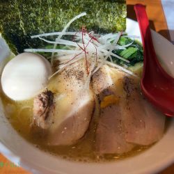 特のせラーメン塩(1150円)