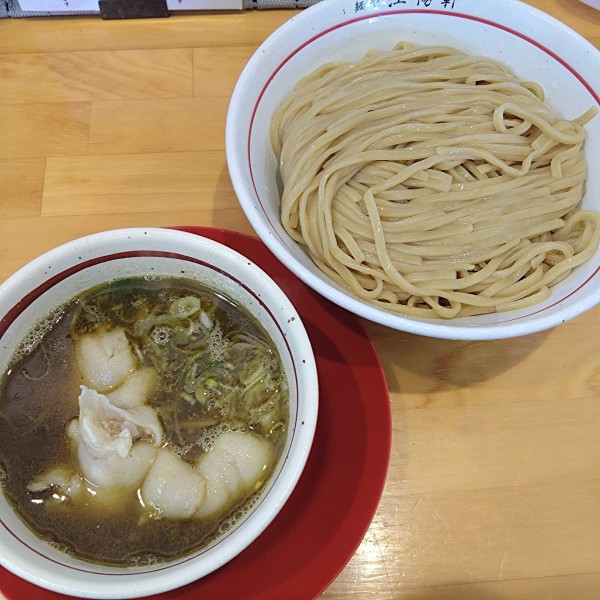 「つけそば大盛1200円、豚足500円」@麺や 江陽軒の写真