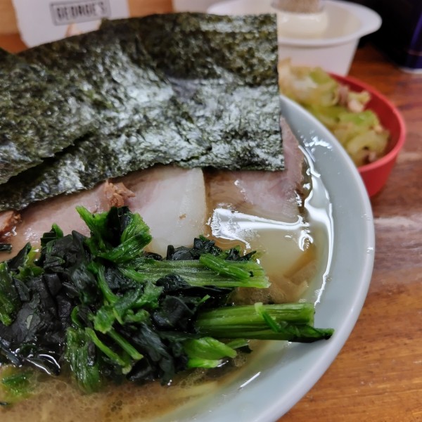 「チャーシュー麺1000円　キャベチャー」@横浜家系ラーメン上々家の写真