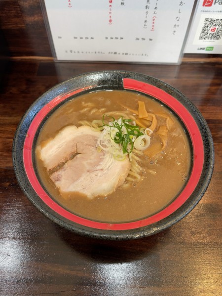 「とんこつらーめん（900円）」@らーめん志高の写真