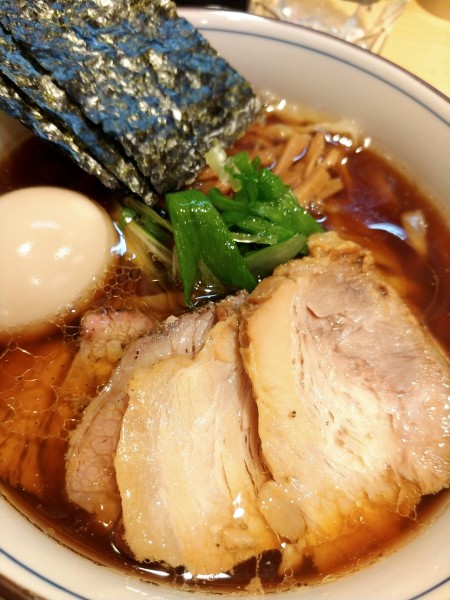 「特製軍鶏そば 醤油」@麺庭 つむぎの写真