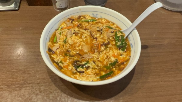 「酸辣湯麺（650円）」@福しん 大久保駅前店の写真