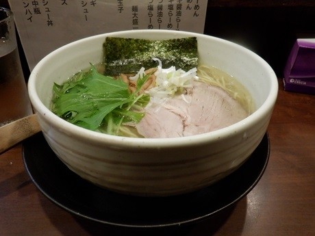 「塩らーめん」@ラーメン 麺たつの写真