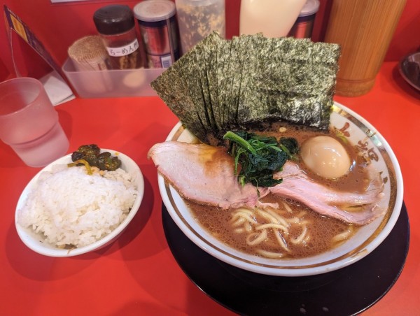 「のりたまラーメン」@家系ラーメン 裏大輝家 青物横丁店の写真