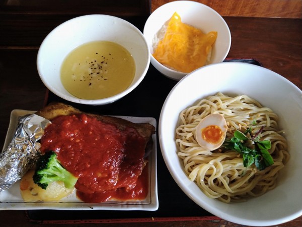「【限定】クリーミーつけ麺(クリスマスver)チーズライス付き」@和風らーめん 凪の写真