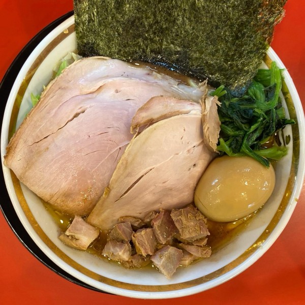 「特製ラーメン ¥1,150 ライス食べ放題 ¥100」@家系ラーメン 裏大輝家 青物横丁店の写真