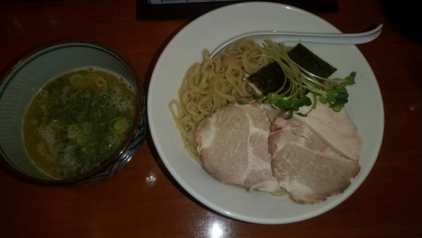 「鶏と伊吹いりこの塩つけそば(平打ち)中盛り」@麺処 倭の写真