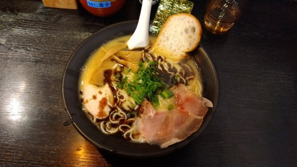 「マー鶏ックス 塩 大盛」@上気元 いただきの写真