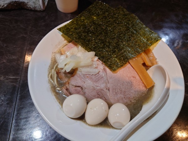 「限定　貝と煮干し＋特製」@中華SOBA にぼ乃詩の写真