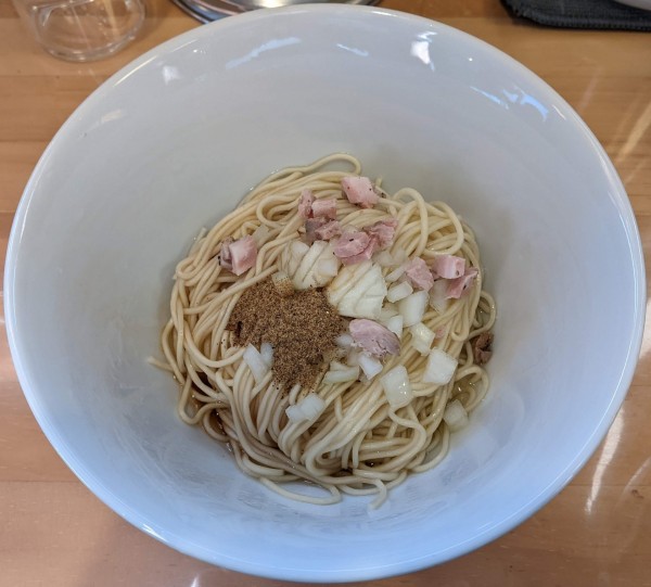 「蛤そば（塩） 1,150円＋和え玉 300円」@麺屋壱心の写真