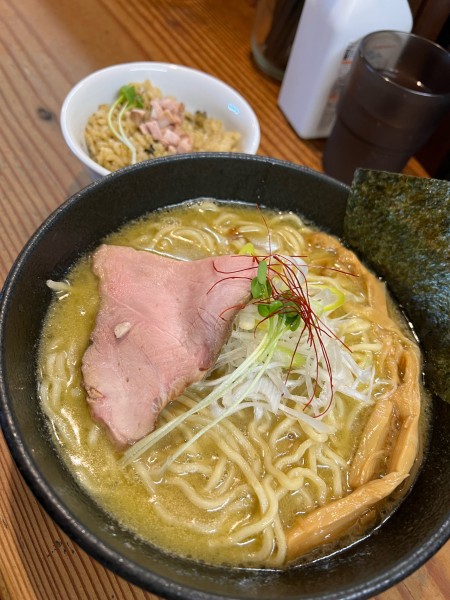 「濃厚牡蠣そば＋貝めし」@貝だしラーメン 貝ガラ屋の写真