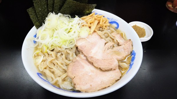 「塩中華そば(中)+魚粉･葱･海苔」@手打ち中華そば 酒田 河原町店の写真