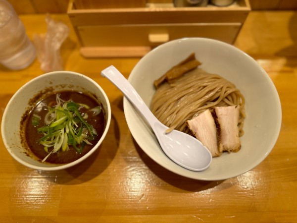「にぼとんつけ麺  1350円」@麺処 諭吉 大門店の写真