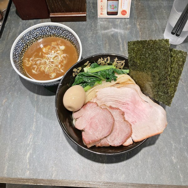 「味玉つけ麺＋燻製肩ロース」@宮元製麺の写真