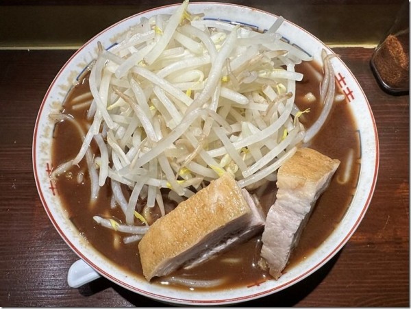 濃口味噌いりこ大麺（950円）