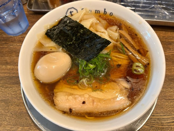 「味玉醤油＋皮ワンタン」@Tomboの写真