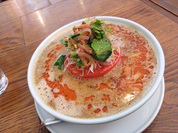 「汁あり担担麺ミディアム1150円 ローストトマト200円」@青森中華そば オールウェイズの写真