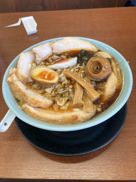 「スペシャルチャーシュー麺　ライス」@籠屋食堂の写真