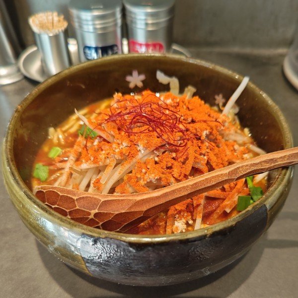 「旨辛みそらーめん ( 激辛 大盛 )」@桜田みそらの写真