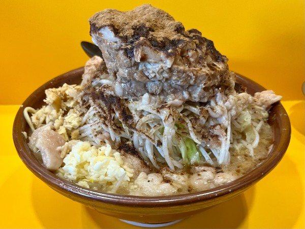 「大ラーメン　麺増し600g  しょうが　おさかな天国」@ラーメン二郎 八王子野猿街道店2の写真