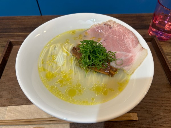 「牡蠣塩ラーメン」@むかん 初台の写真