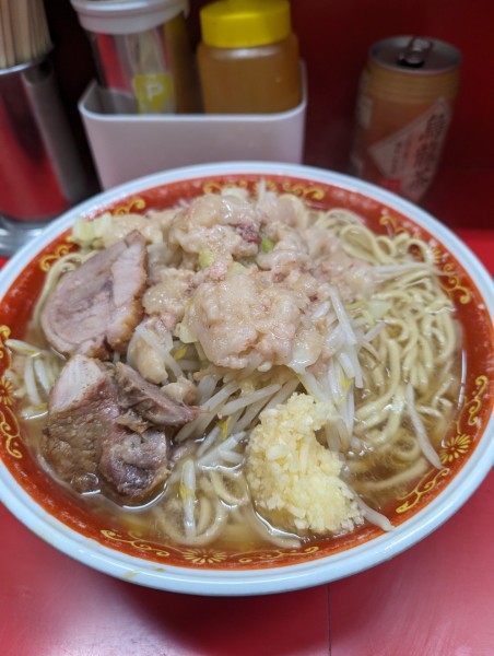 「麺増し大+烏龍茶」@ラーメン二郎 上野毛店の写真
