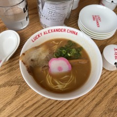 LUCKY ALEXANDER CHINAの画像