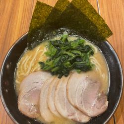 チャーシューメン ほうれん草