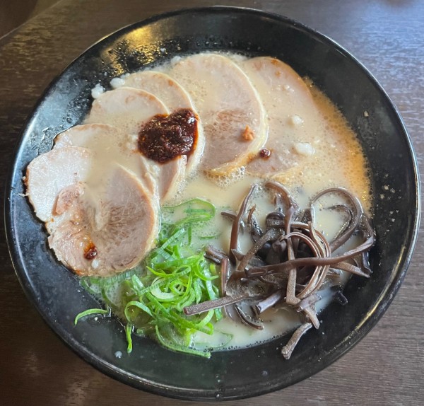 「チャーシューメン」@元祖博多中洲屋台ラーメン 一竜 西新宿店の写真