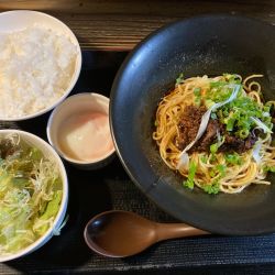 汁なし（特赤）+ランチセット