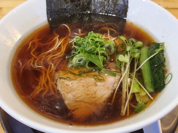 「たまり醤油中華そば」@麺家 香暖の写真