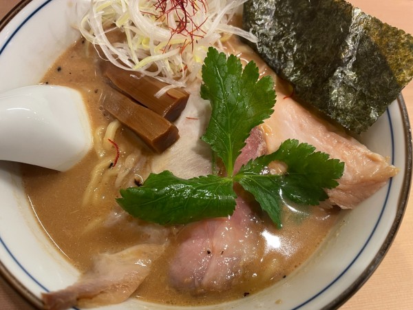 「限定:のどぐろ白湯味噌らあ麺1100円」@らぁ麺 くろ渦の写真