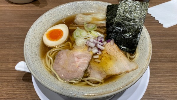 「上 醤油らあめん」@Homemade Ramen 麦苗 COREDO室町店の写真