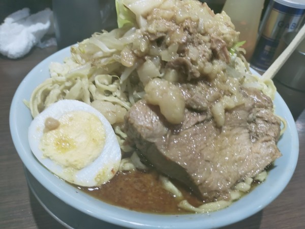 「旨辛（辛魚豚味噌変更）・大盛600（麺硬め・ちょい脂・大蒜少」@ラーメン富士丸  西早稲田店の写真