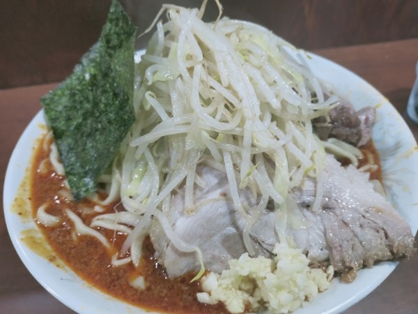 「辛味噌ラーメン・大盛600（にんにく少な目）」@D麺の写真